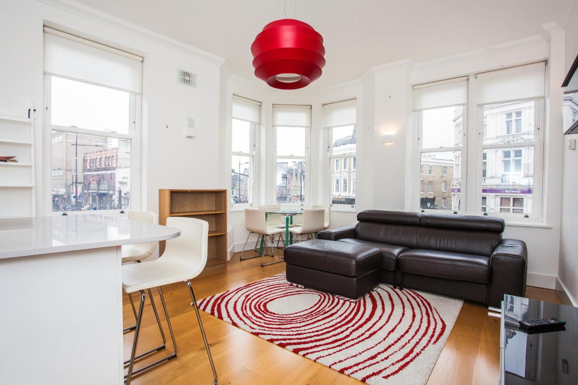 Homely 1 Bedroom Apartment In The Heart Of Vibrant Camden Londra Exterior foto